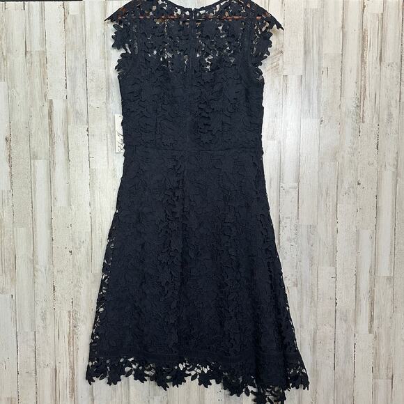 NWT Eliza J Lace Guipure Lace Asymmetrical Dress Size 12 Navy Short Sleeve $188 - Picture 1 of 12